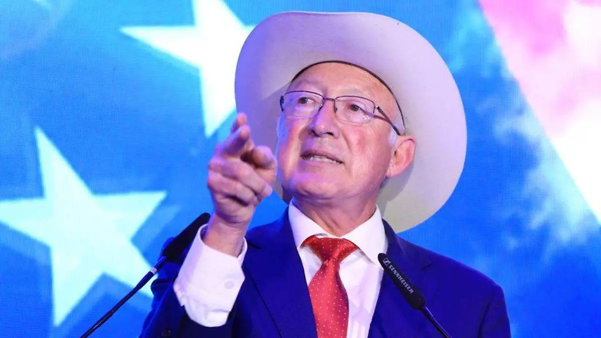 Ken Salazar afirma que México y EU deben resolver inquietudes en encuentro